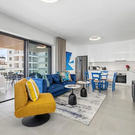 Apartamento The Mackenzie Azure 2br Near & Pool *