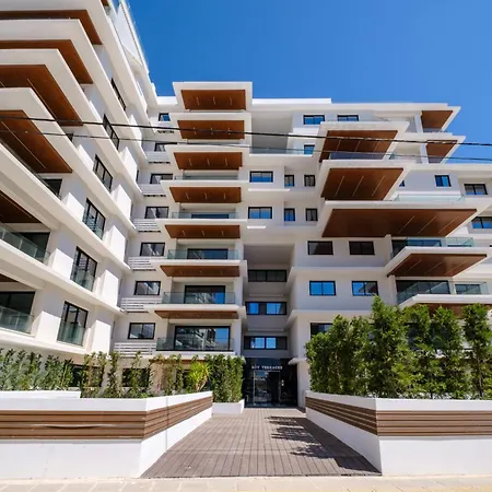 Apartamento The Mackenzie Azure 2br Near & Pool
